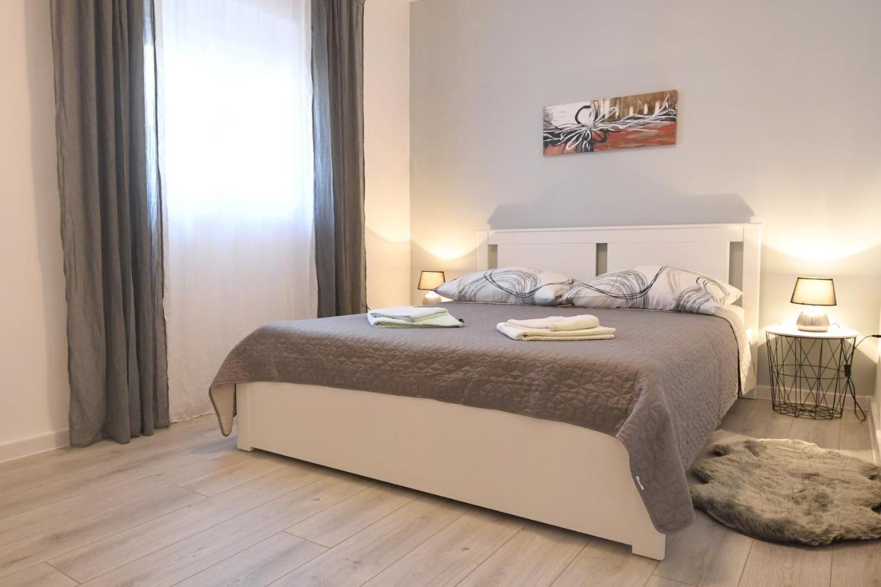 Apartment Karla Zadar Buitenkant foto